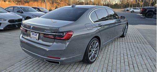 2021 BMW 750 i xDrive