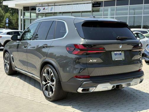 2026 BMW X5 sDrive40i