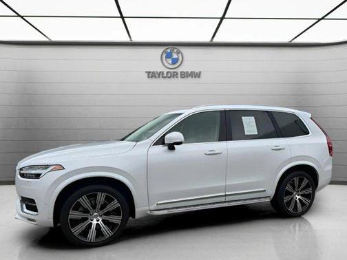 2022 Volvo XC90 T6 Inscription