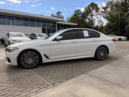 2019 BMW 540 540i