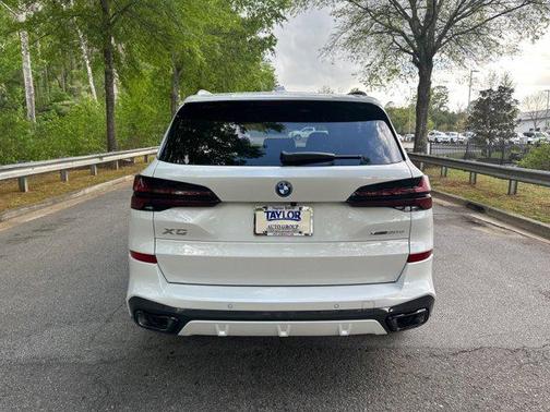 Mineral White Metallic 2026 BMW X5 PHEV xDrive50e