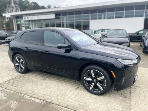2025 BMW iX xDrive50
