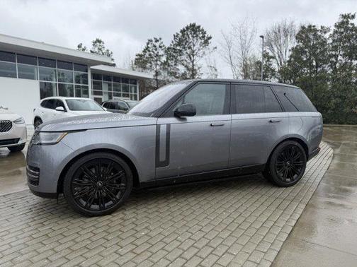 2023 Land Rover Range Rover P530 SE
