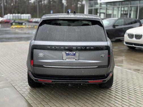 2023 Land Rover Range Rover P530 SE