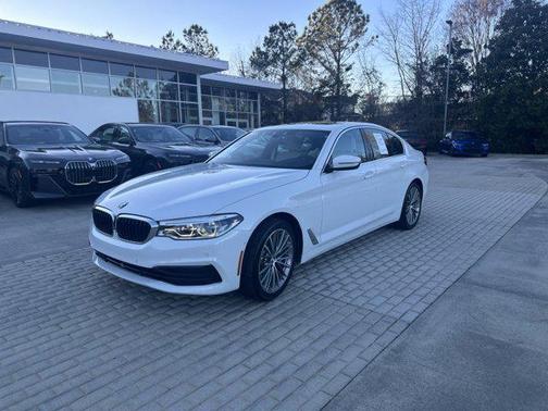 2020 BMW 530 530i