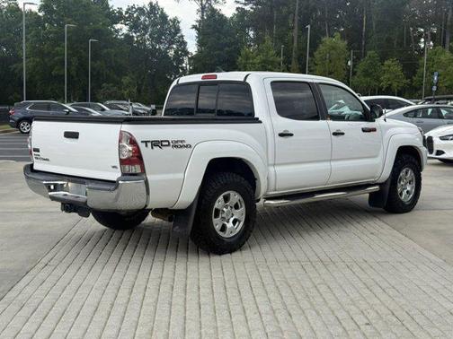 Super White 2015 Toyota Tacoma Base