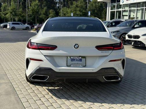 2026 BMW 840 i