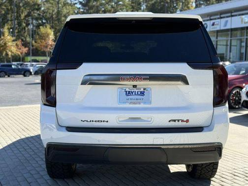 2021 GMC Yukon 4WD AT4