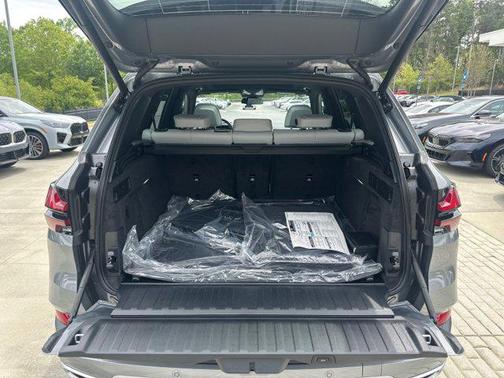 Skyscraper Grey Metallic 2026 BMW X5 sDrive40i