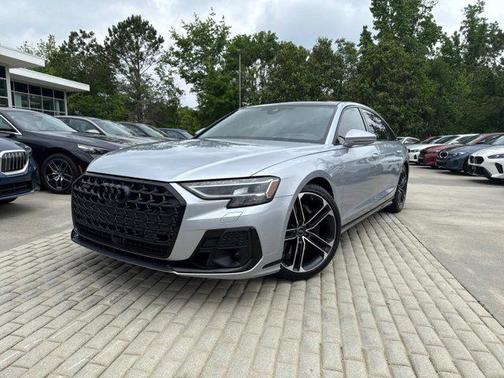 2025 Audi A8 L 55 TFSI quattro Tiptronic