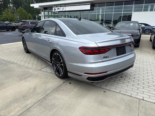 2025 Audi A8 L 55 TFSI quattro Tiptronic