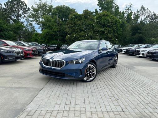 Phytonic Blue Metallic 2024 BMW 530 530i