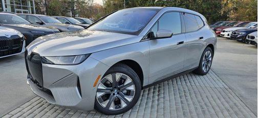 2026 BMW iX xDrive60