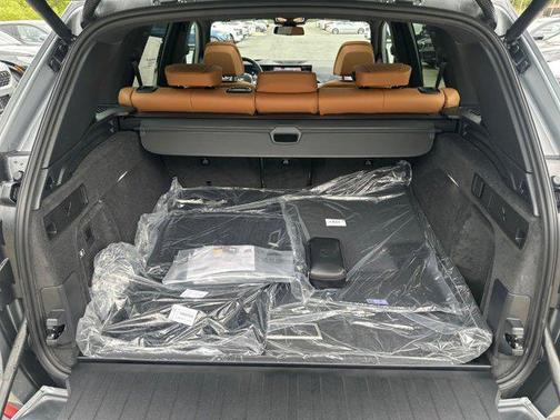 Skyscraper Grey Metallic 2026 BMW X5 sDrive40i