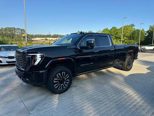 Onyx Black 2024 GMC Sierra 3500 Denali