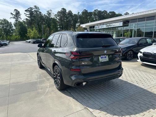 Dravit Grey Metallic 2026 BMW X5 PHEV xDrive50e