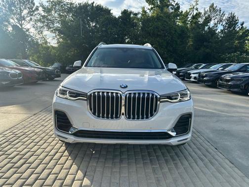 Mineral White Metallic 2020 BMW X7 xDrive40i