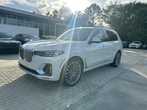 Mineral White Metallic 2020 BMW X7 xDrive40i