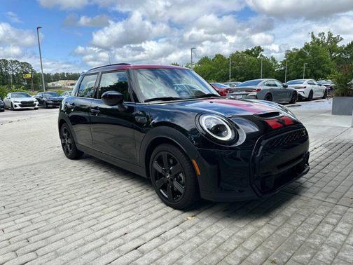 Midnight Black II 2024 MINI Hardtop Cooper S