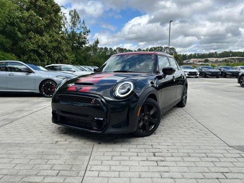 Midnight Black II 2024 MINI Hardtop Cooper S