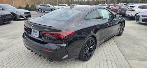 Black Sapphire Metallic 2026 BMW 430 i