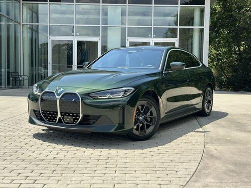 San Remo Green Metallic 2023 BMW i4 Gran Coupe eDrive40