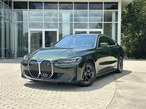 San Remo Green Metallic 2023 BMW i4 Gran Coupe eDrive40