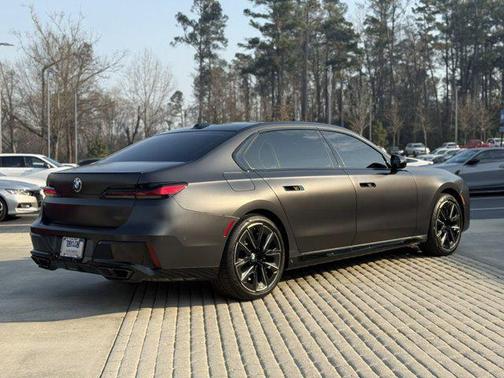 2024 BMW 760 xDrive