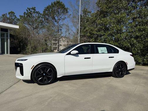 2025 BMW i7 eDrive50