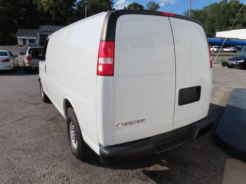 Summit White 2019 Chevrolet Express 2500 Work Van