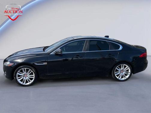 2018 Jaguar XF 25t Premium