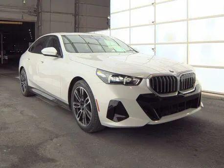 2025 BMW 530 530i Sedan 4D