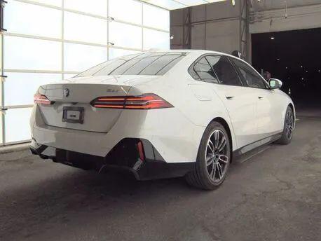 2025 BMW 530 530i Sedan 4D