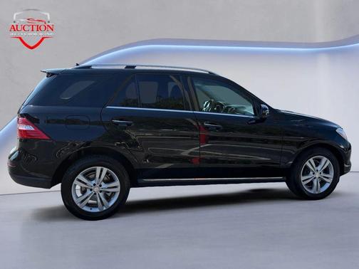 2013 Mercedes-Benz M-Class ML 350 Sport Utility 4D