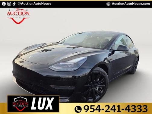 Solid Black 2022 Tesla Model 3 Standard Range