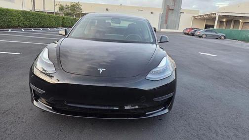 2022 Tesla Model 3 Standard Range