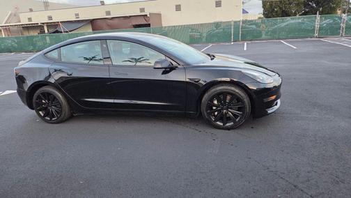 2022 Tesla Model 3 Standard Range