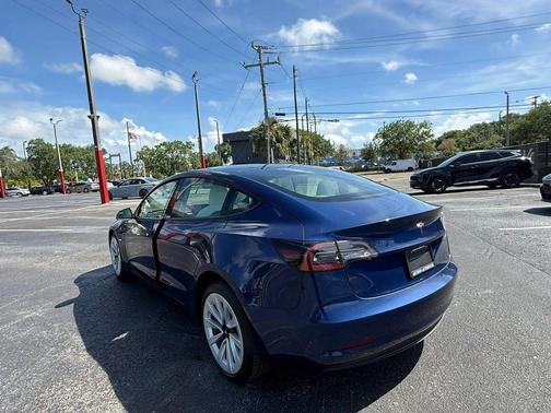 2021 Tesla Model 3 Standard Range Plus