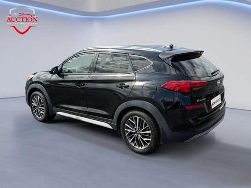 2019 Hyundai TUCSON SE