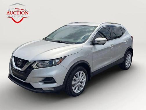 Brilliant Silver Metallic 2022 Nissan Rogue Sport SV
