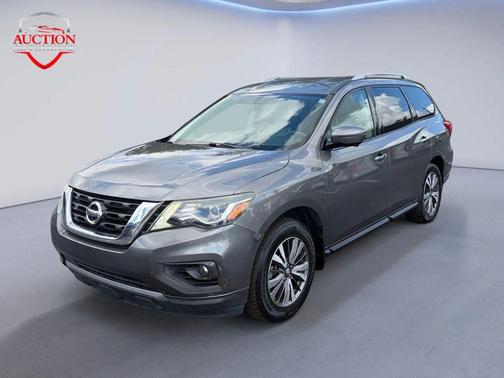 2017 Nissan Pathfinder SL