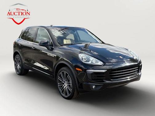 2015 Porsche Cayenne Cayenne