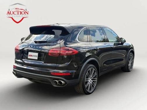 2015 Porsche Cayenne Cayenne