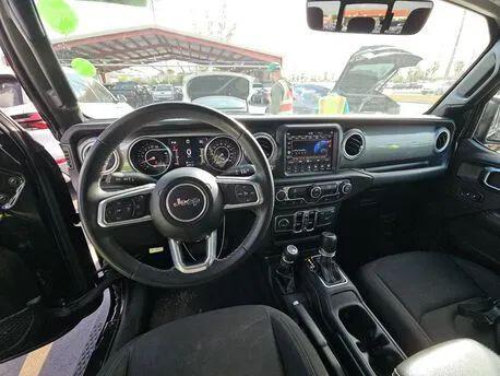 2023 Jeep Gladiator Overland