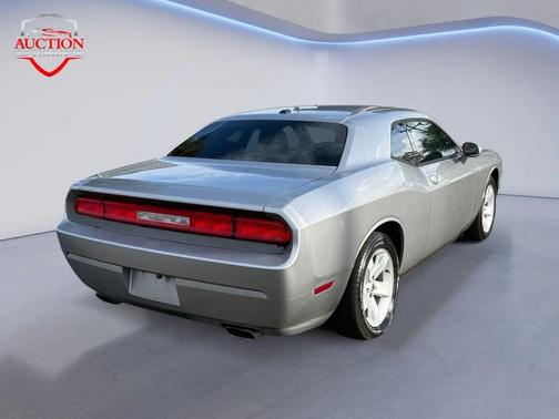 2014 Dodge Challenger SXT