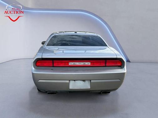 2014 Dodge Challenger SXT