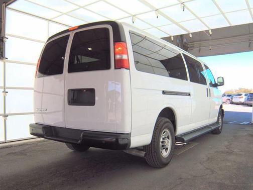 2023 Chevrolet Express 3500 RWD 3500 Extended Wheelbase LS