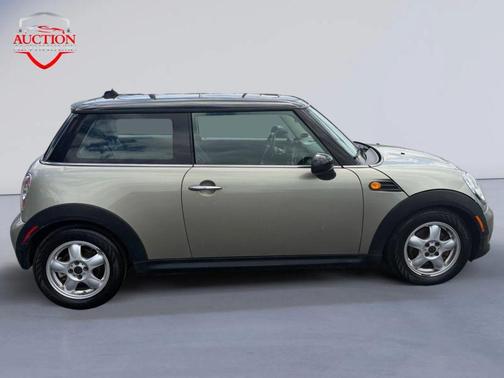 2011 MINI Cooper Base