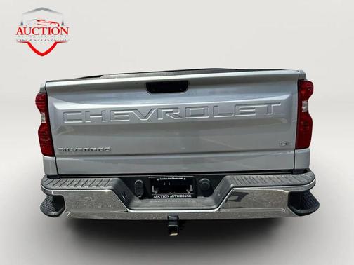 Silver Ice Metallic 2021 Chevrolet Silverado 1500 LT