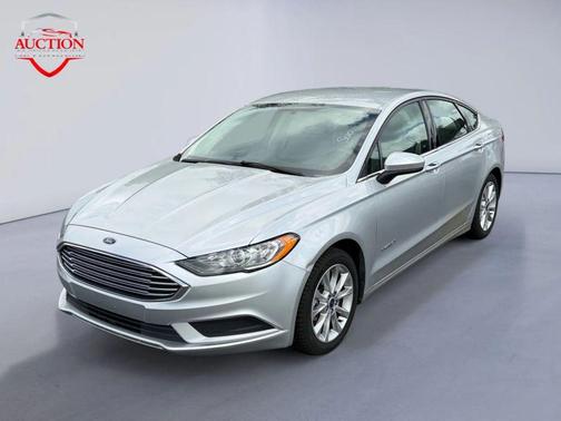 2017 Ford Fusion Hybrid SE